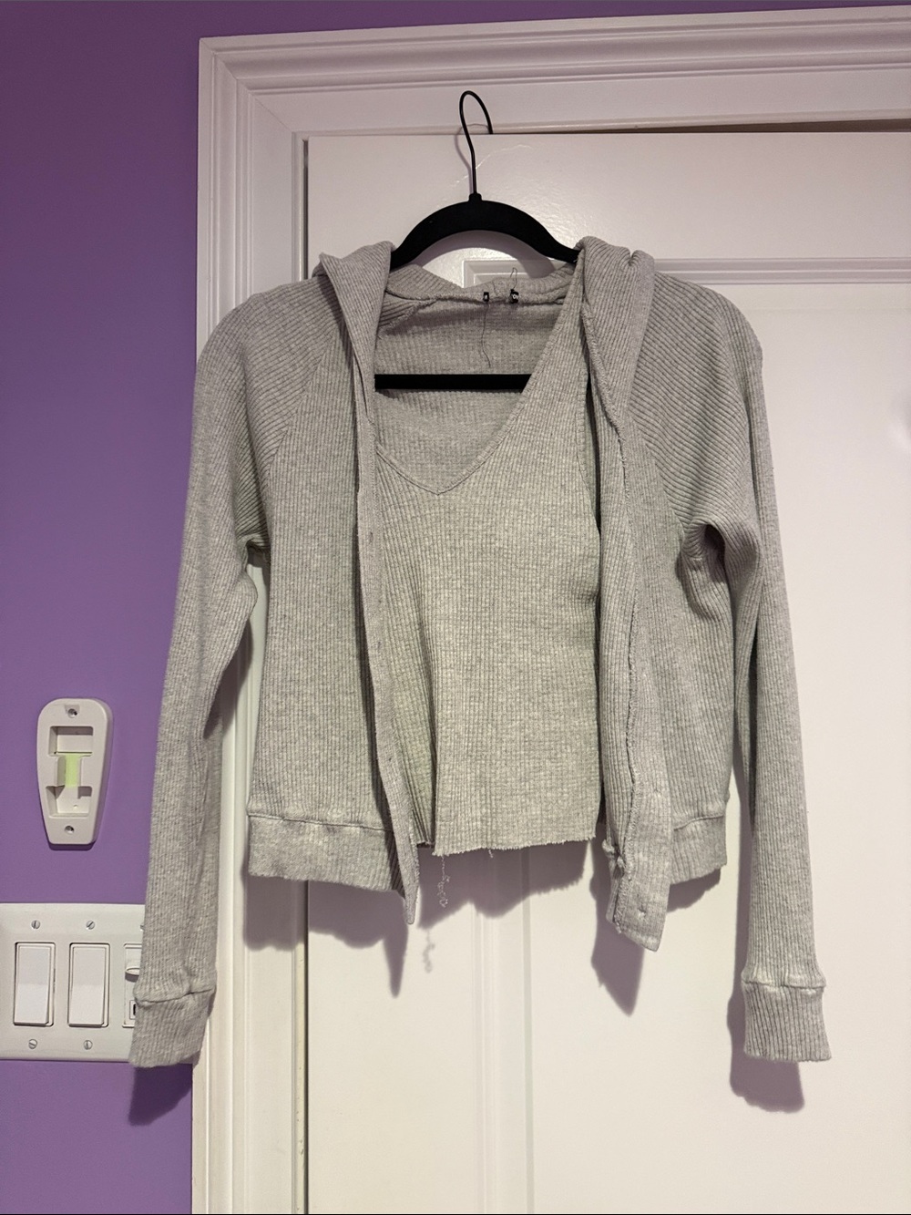 Monrow ribbed tank and sweater set
